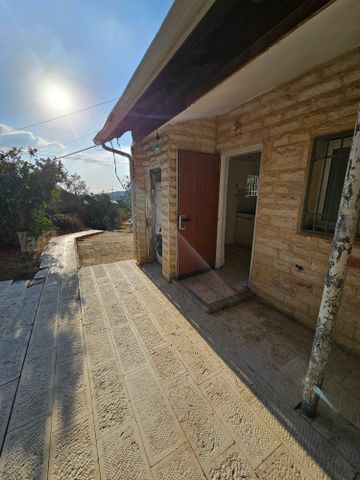 דירת גן, בר גיורא, בר גיורא