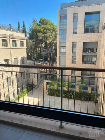 חלץ 