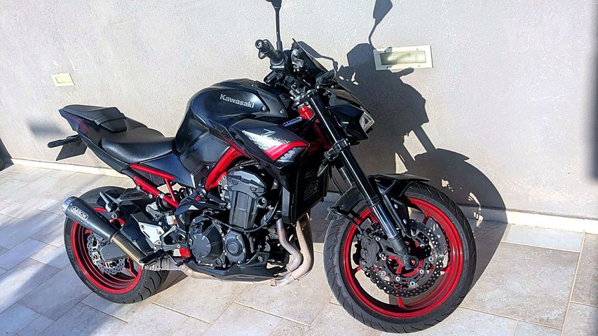 מודעת רכב קאוואסאקי Z900