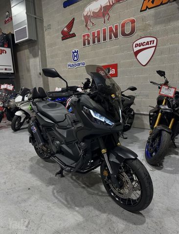 מודעת רכב הונדה X-ADV750