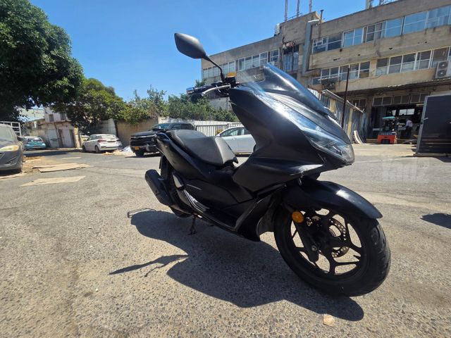מודעת רכב הונדה PCX 125