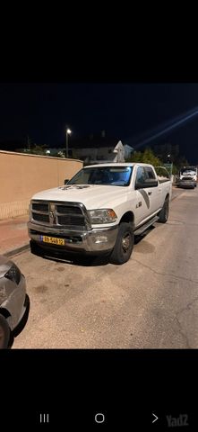 מודעת רכב דודג'