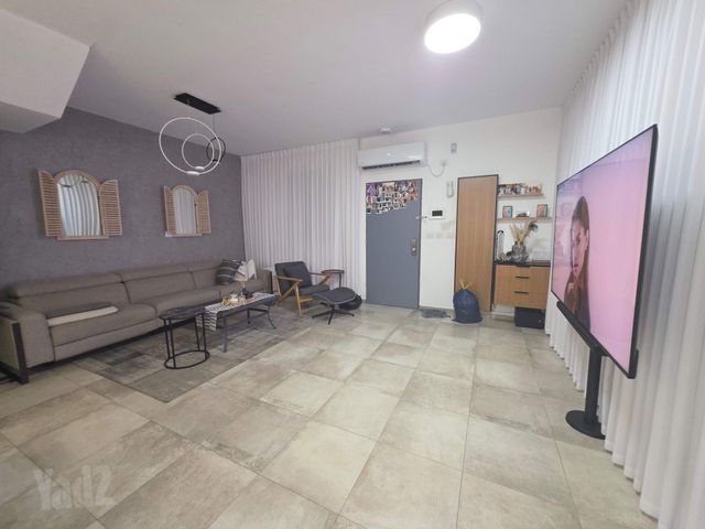 סלעית 46