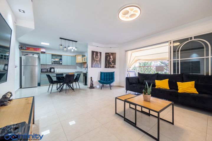 Petah Tikva, Israel 6