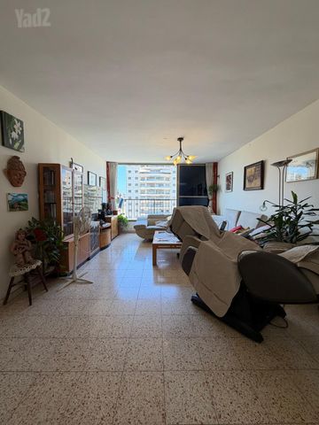 דירה, רסקו ב', חולון