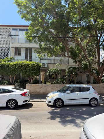 דירה, בת ים