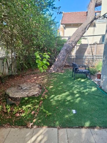 דירת גן, תל אביב יפו