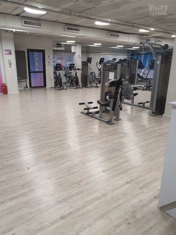 שכונת בן גוריון, מרכז העיר ג'