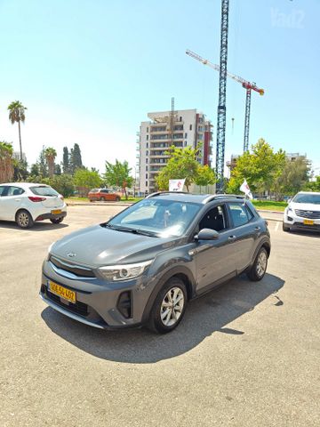 מודעת רכב קיה סטוניק 1