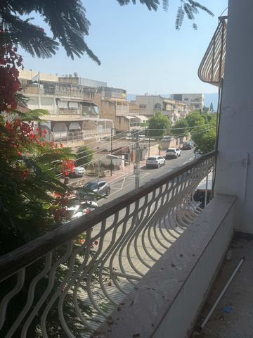 השומר 27