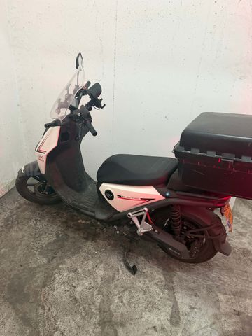 מודעת רכב Vmoto CPX Pro