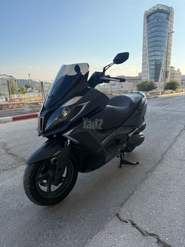 מודעת רכב קימקו דאון-טאון 350