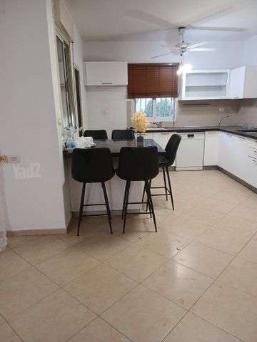 זבולון המר 13