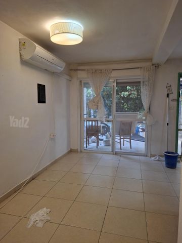 השלום 53