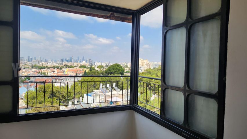 ירושלים 74