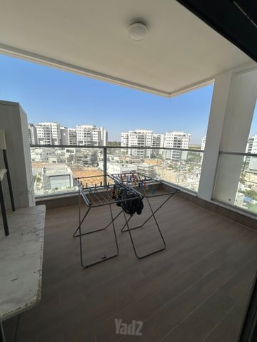 יצחק שמיר 12