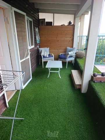 איה 102