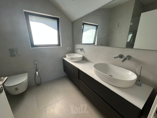 Herzliya, Israel 13
