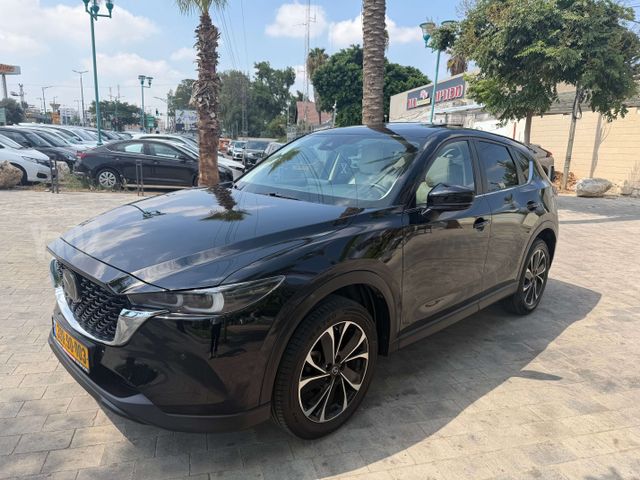 מודעת רכב מאזדה CX-5