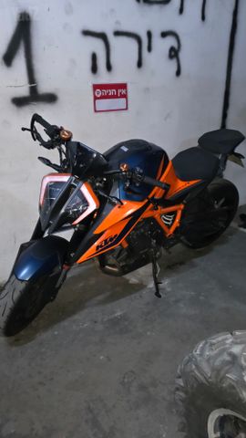 מודעת רכב KTM Naked Super Duke 1290R