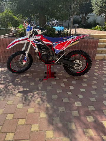 מודעת רכב בטא איקסטריינר 250