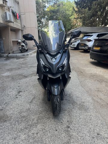 מודעת רכב סאן יאנג קרוזים 300