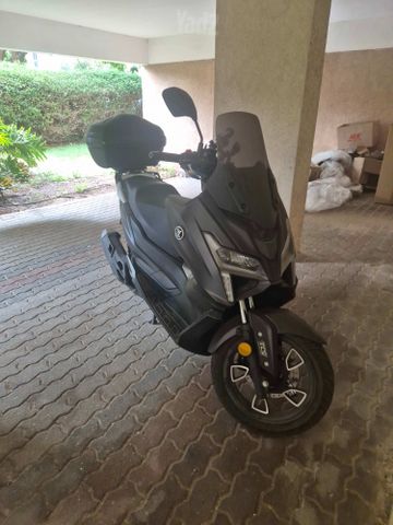 מודעת רכב VOGE SR1