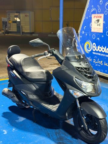 מודעת רכב סאן יאנג ג'וי רייד 200