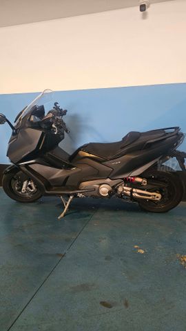 מודעת רכב קימקו AK 550