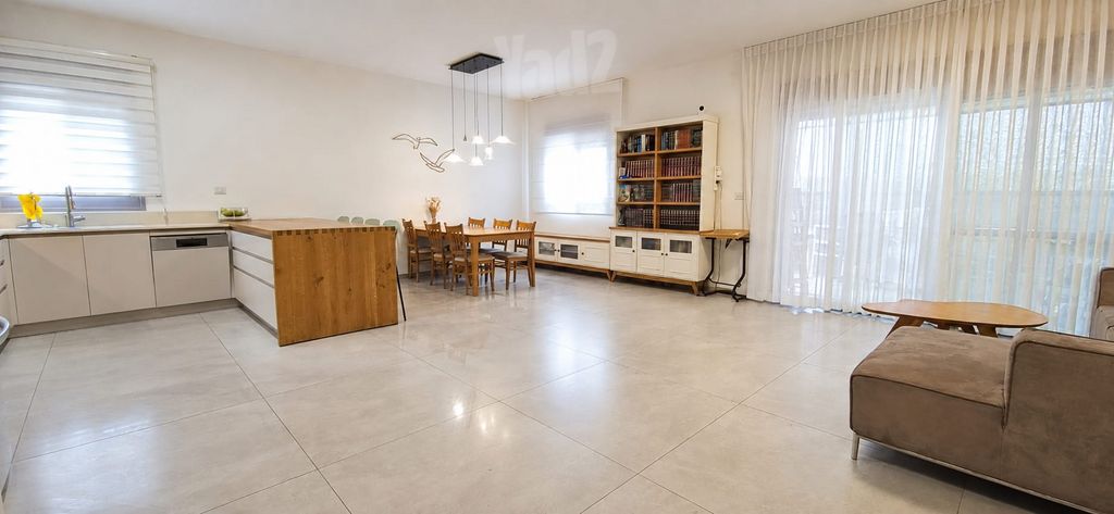 היסעור 1