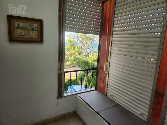 התורן 28