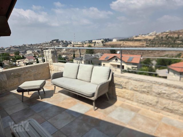 נוף הרים 109