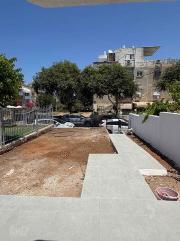 מרגולין 18