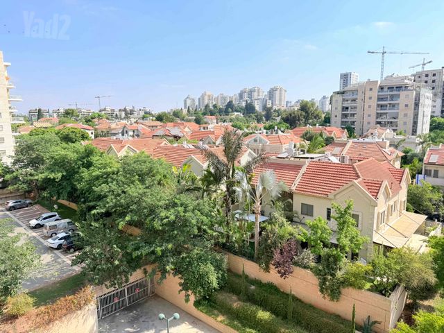 המייסדים 