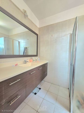 Ashdod, Israel 8