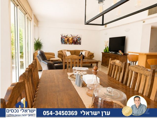 מתחם 19 - 20 (מתחם הפרחים)