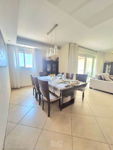 Ashdod, Israel 10