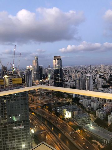 דרך מנחם בגין 144