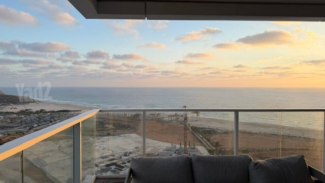 אהוד מנור 5