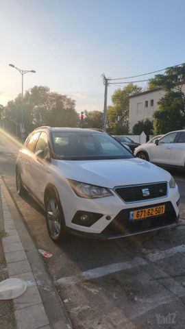 מודעת רכב סיאט ארונה