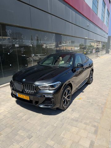 X6 4X4 M-Superior 40i אוט׳ בנזין 3.0 (335 כ״ס)