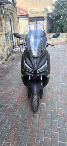 מודעת רכב סאן יאנג ג'וי-מקס Z-250