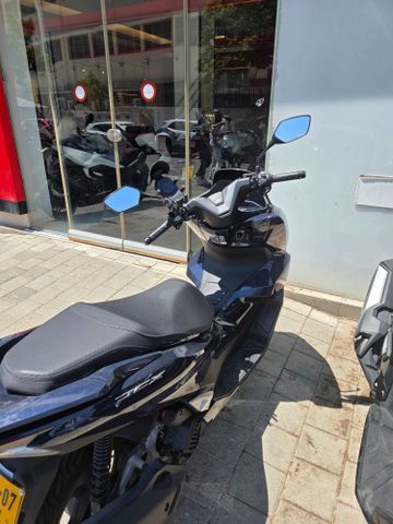 מודעת רכב הונדה PCX 125