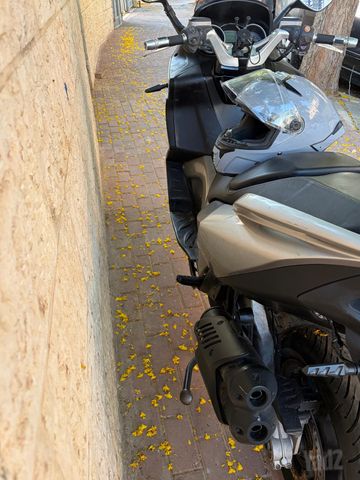 מודעת רכב אפריליה SRV 850