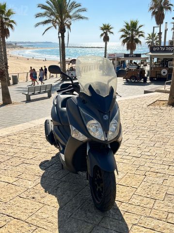 מודעת רכב סאן יאנג ג'וי-מקס 250