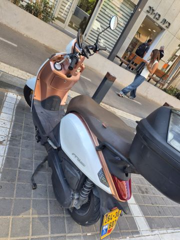 מודעת רכב סאן יאנג מיו 100