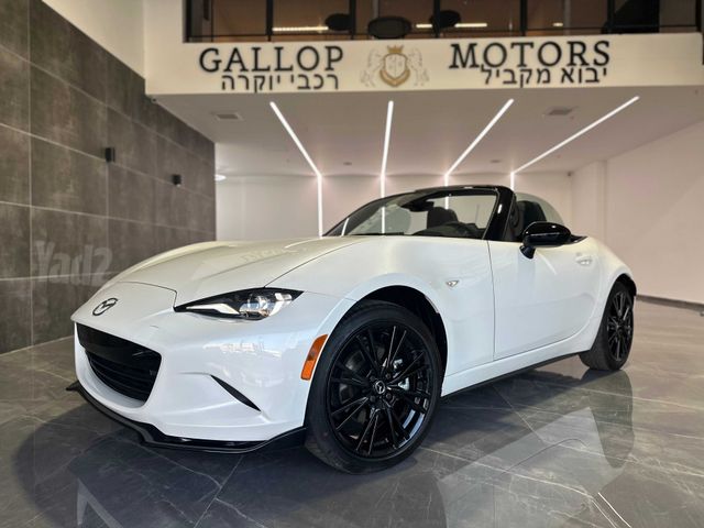 מודעת רכב מאזדה MX-5