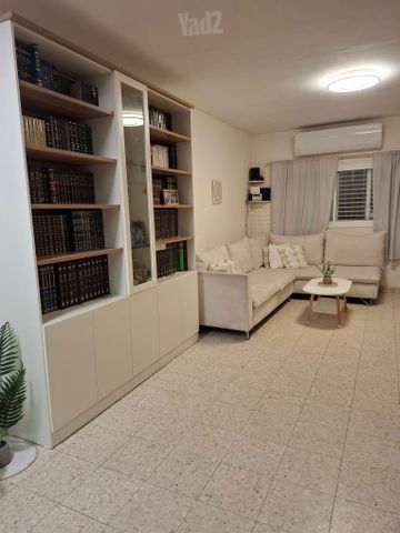 Rehovot, Israel 3
