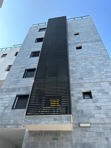 רפאל איתן 17