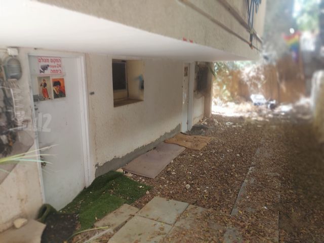 ביירון 15